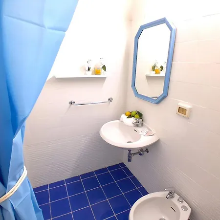 Le Giare 酒店 马里纳-迪-皮特拉桑塔