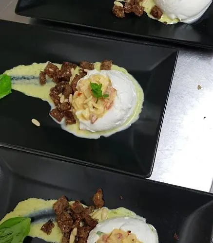 酒店 Le Giare 马里纳-迪-皮特拉桑塔