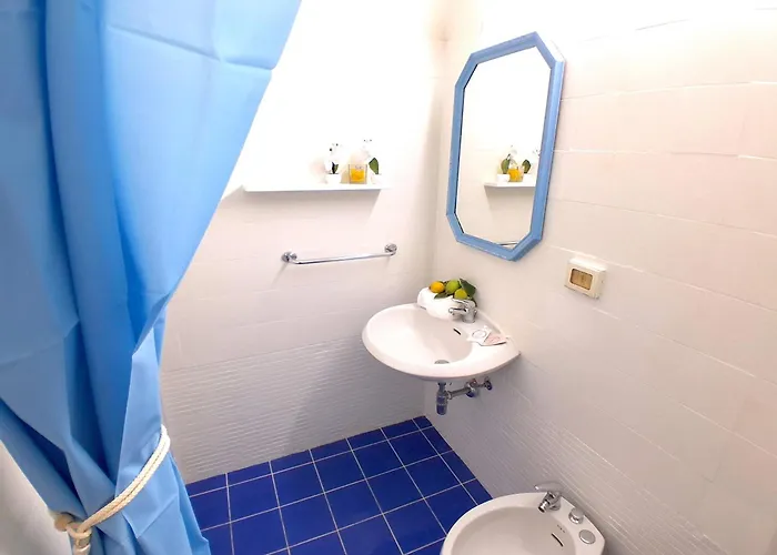 Le Giare 酒店 马里纳-迪-皮特拉桑塔