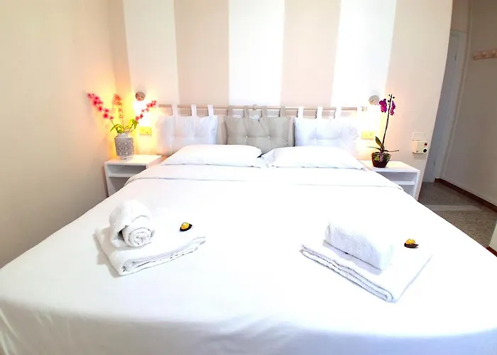 酒店 Le Giare 马里纳-迪-皮特拉桑塔