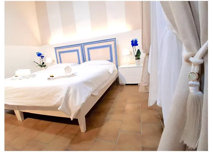 酒店 Le Giare 马里纳-迪-皮特拉桑塔